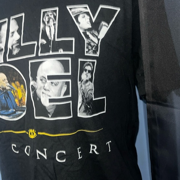 Billy Joel in Concert 2018 Tour T-Shirt (Official Merchandise by Barking Irons) - Picture 2 of 6